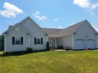 44 Winterton Rd, Bloomingburg, NY 12721