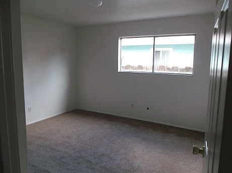 4th image of 1525 Carverwood Dr
