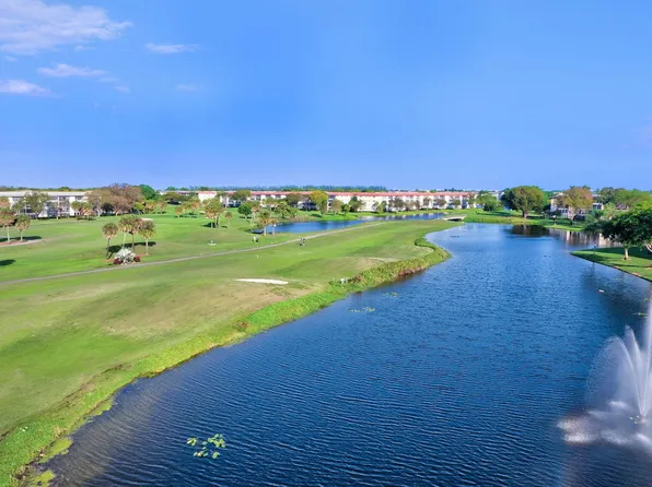 2201 Lucaya Bend #M2, Coconut Creek, FL 33066