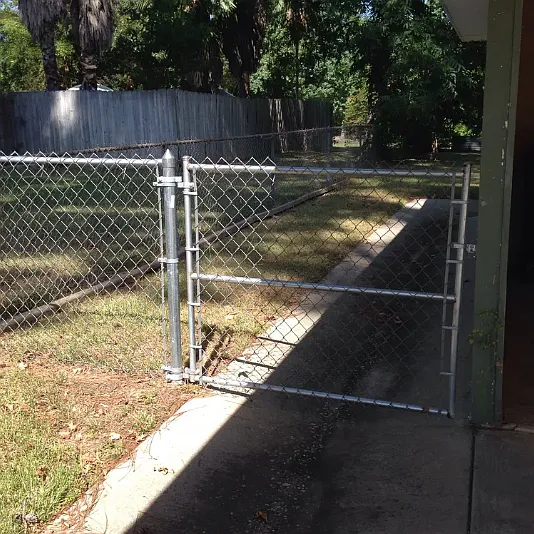 454 Winters St — Photo 9