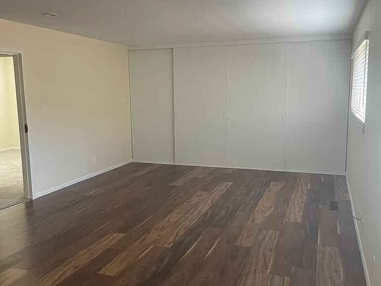 6425 Randall Ct — Photo 20