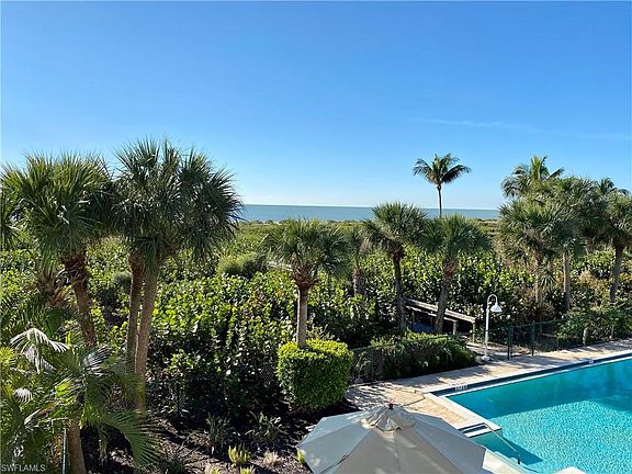 4th image of 585 E Gulf Dr Unit B1