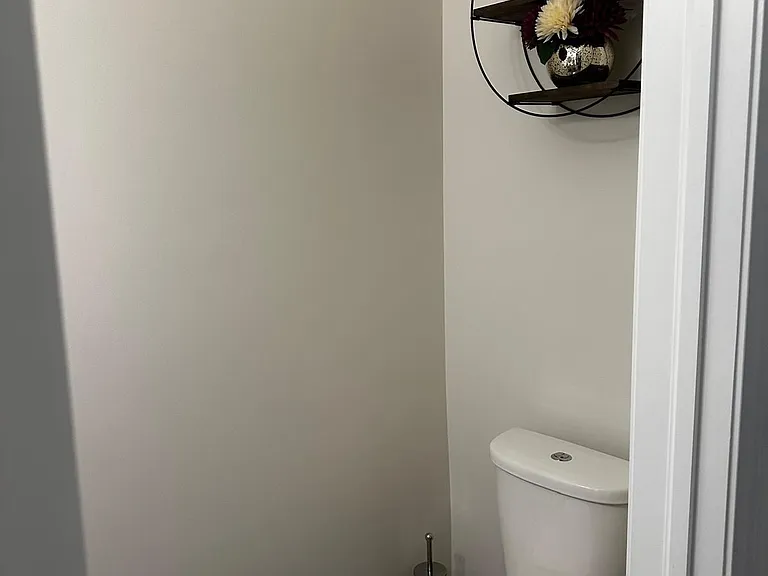 17 Stonehill Ave — Photo 12