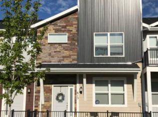 615 Grandview Meadows Dr, Longmont, CO 80503