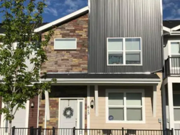 615 Grandview Meadows Dr, Longmont, CO 80503