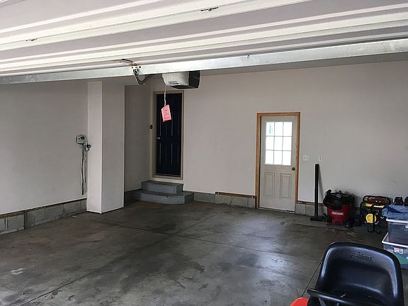 4th image of 3729 Loton Dr