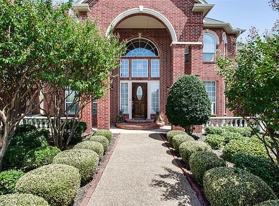 2nd image of 2919 Lakeview Dr