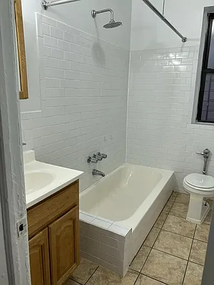 Rented by Atias Enterprises Inc | media 10