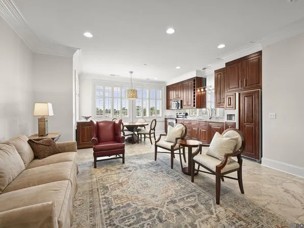 7707 Bluebonnet Blvd #329, Baton Rouge, LA 70810