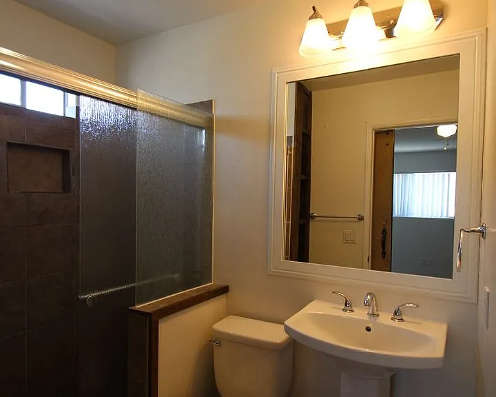 5860-5864 Mildred St — Photo 14