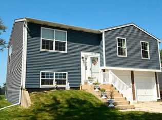 20604 S Graceland Ln, Frankfort, IL 60423
