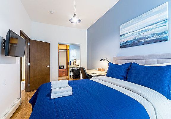 2nd image of 152 W 15th St #F