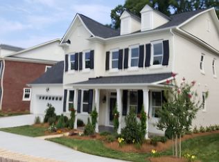 1033 N Sharon Amity Rd #3, Charlotte, NC 28211