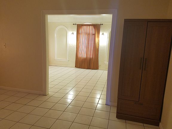 3rd image of 106 S Cummings St #106