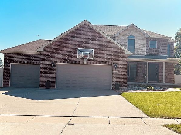 503 Edwards Ct