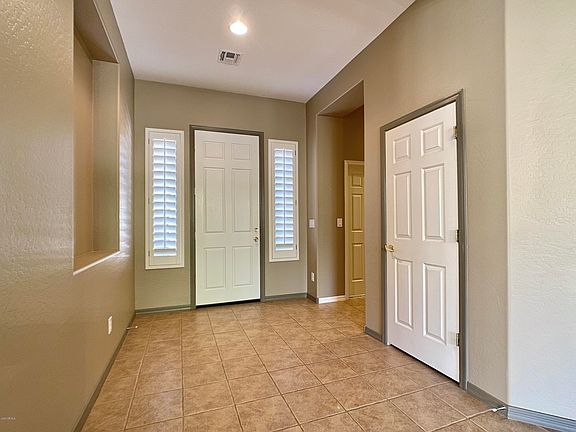 3rd image of 2310 W Sax Canyon Ln