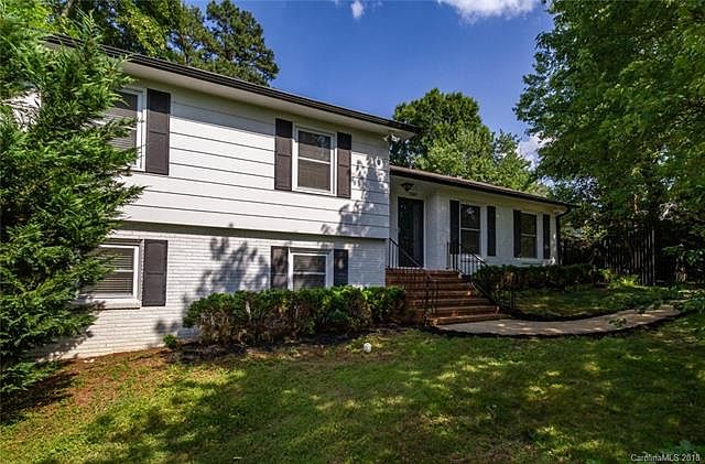 1st image of 7507 Folger Dr