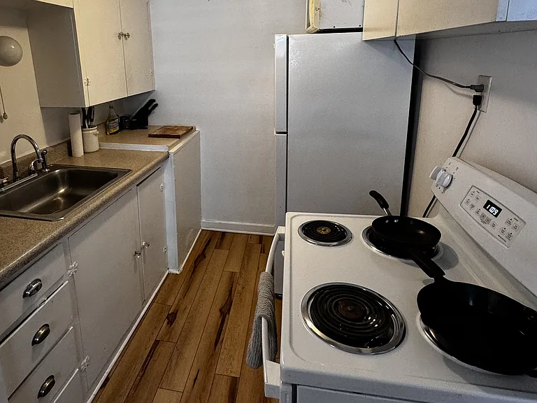 213 Sheldon Ave — Photo 6