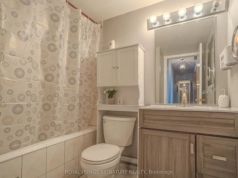 975 Warwick Ct #1608 — Photo 34