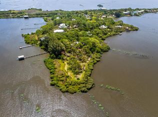 Sunset Point Dr, Cedar Key, FL 32625