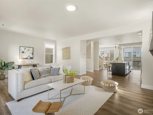 23205 89th Ave W #8, Edmonds, WA 98026