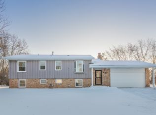 10432 Partridge St NW, Coon Rapids, MN 55433