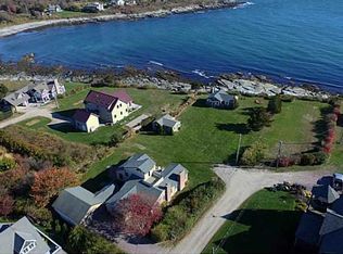 2 Grey Gull Rd, Jamestown, RI 02835