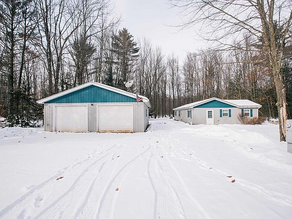 2nd image of W962 CAMPFIRE ROAD