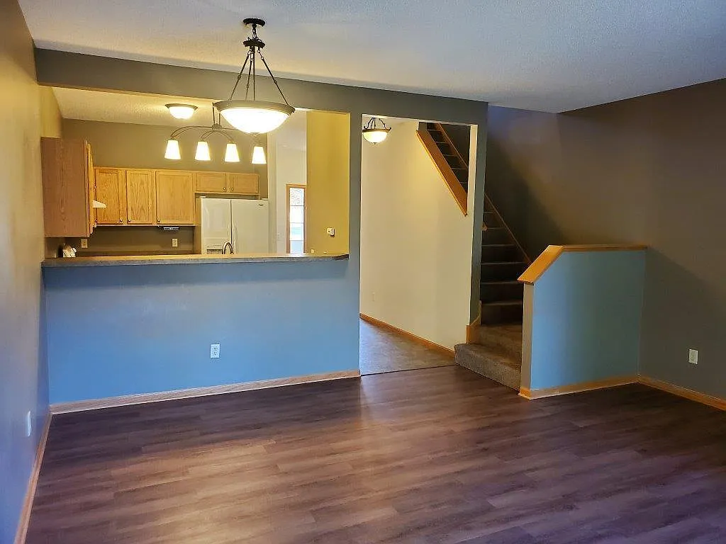 2 bed, 1465 sqft, $1,750 — Photo 4