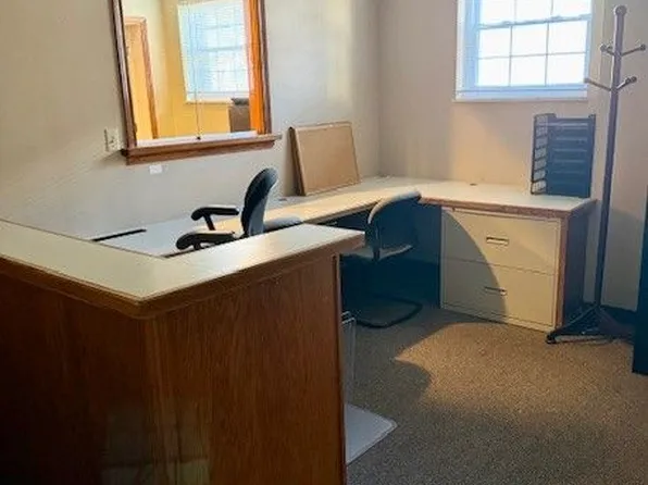 5830 N High St #101, Columbus, OH 43085