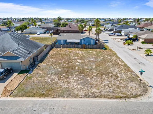 15101 Dasmarinas Dr, Corpus Christi, TX 78418