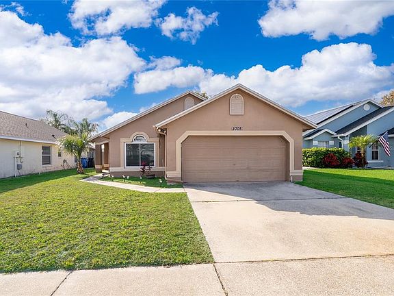 2nd image of 1005 SUGARBERRY TRAIL