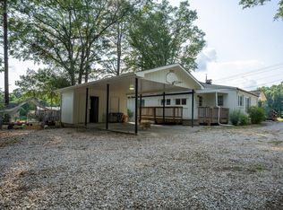 1115 Mize Rd, Toccoa, GA 30577