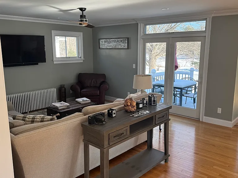 60 Packers Falls Rd — Photo 4