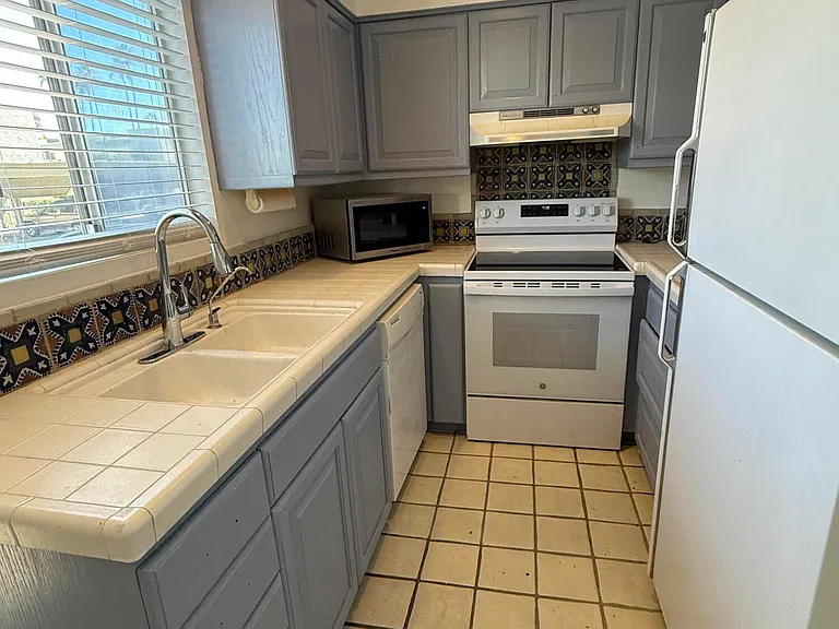 4630 N 68th St #247 — Photo 34