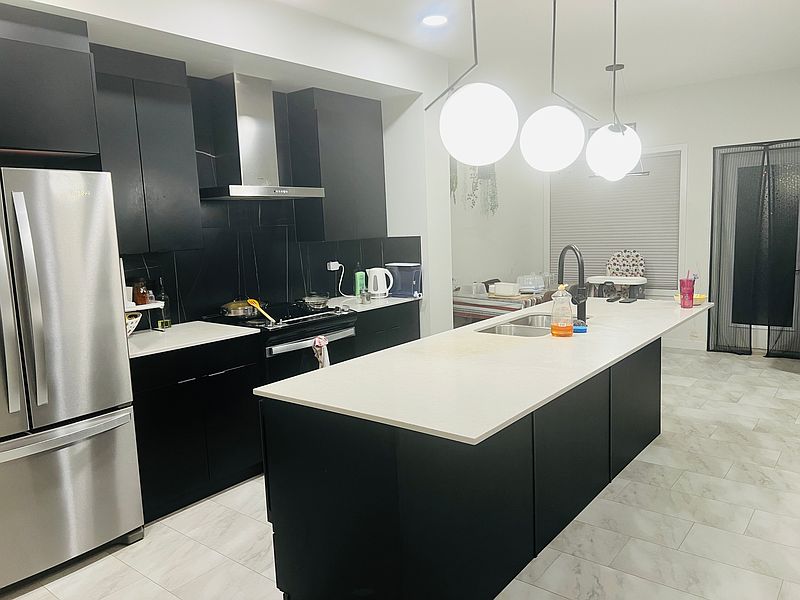Spruce Grove House for rent - 3 Bedrooms — photo 5
