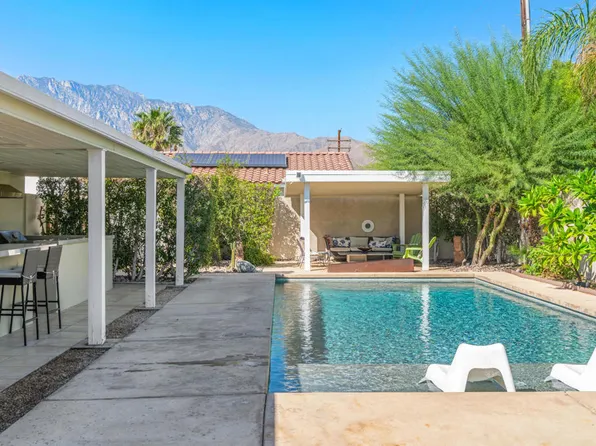 2888 E Venetia Rd, Palm Springs, CA 92262