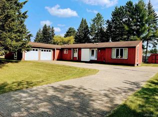 517 Adams St, Crystal Falls, MI 49920