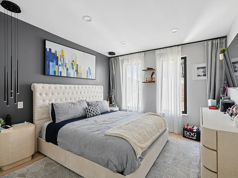 687 Humboldt St #1 — Photo 7