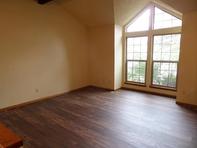 8135 Avens Cir — Photo 8