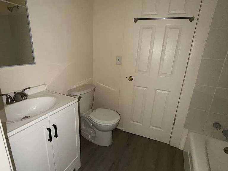 1206 E McKinley St — Photo 5
