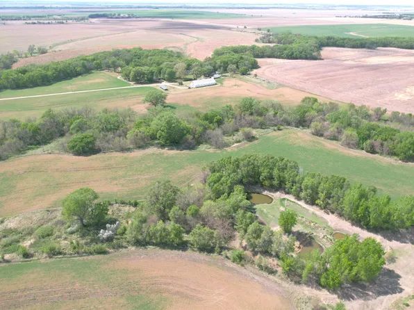 1071 Acorn Rd, Delphos, KS 67436