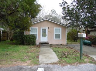 699 S 13th St, Defuniak Springs, FL 32435