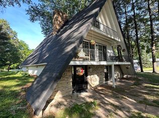 920 Willow Ave, Burlington, IA 52601
