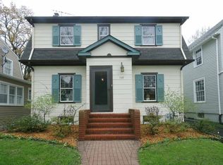 108 3rd St, Wilmette, IL 60091