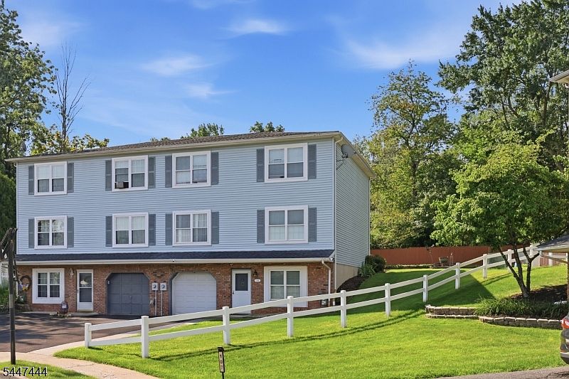 1st image of 109 Lenape Trl
