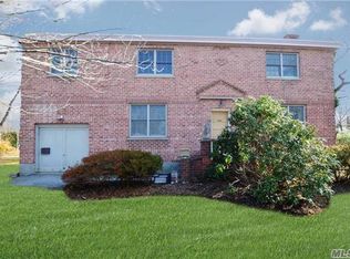 154 Broadway, Greenlawn, NY 11740