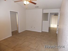 1st image of 978 Dorothy Ln