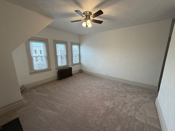 4th image of 245 S Millvale Ave APT 3