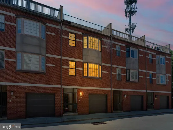 120 Dickinson St Rear E, Philadelphia, PA 19147